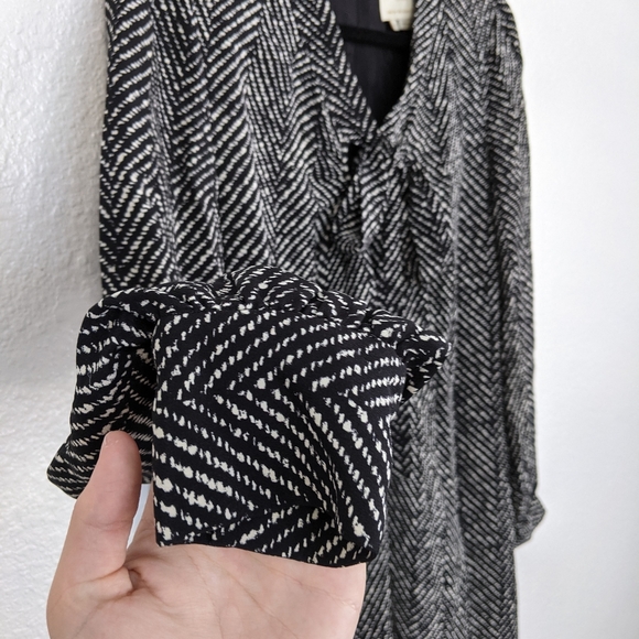 Kate Spade Black & White Front Tie Dress - Picture 5 of 11